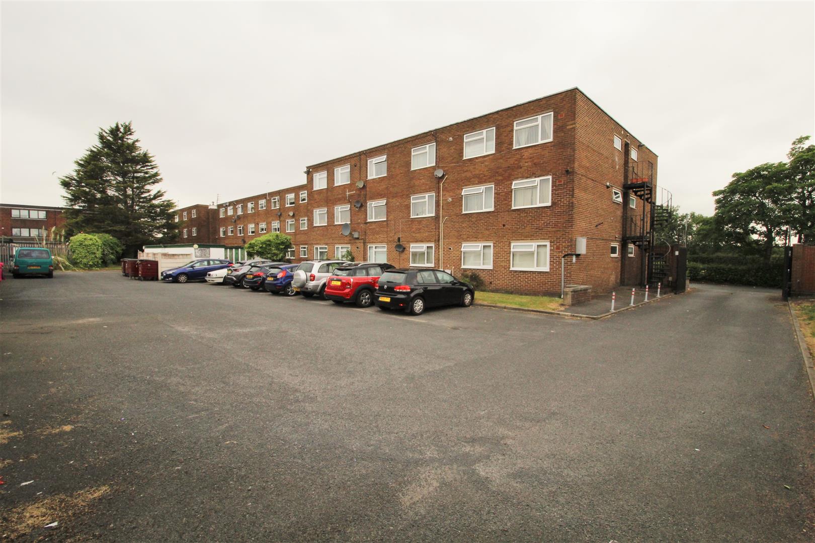 Communal Gardens and Parking